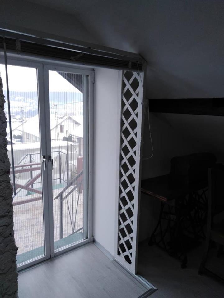 Apartman Vrdnicak Vrdnik Exterior foto